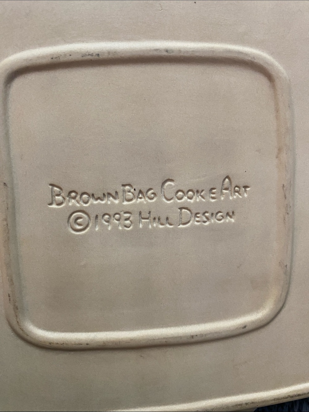 Vintage Ceramic Shortbread Pan - Picture 5 of 16